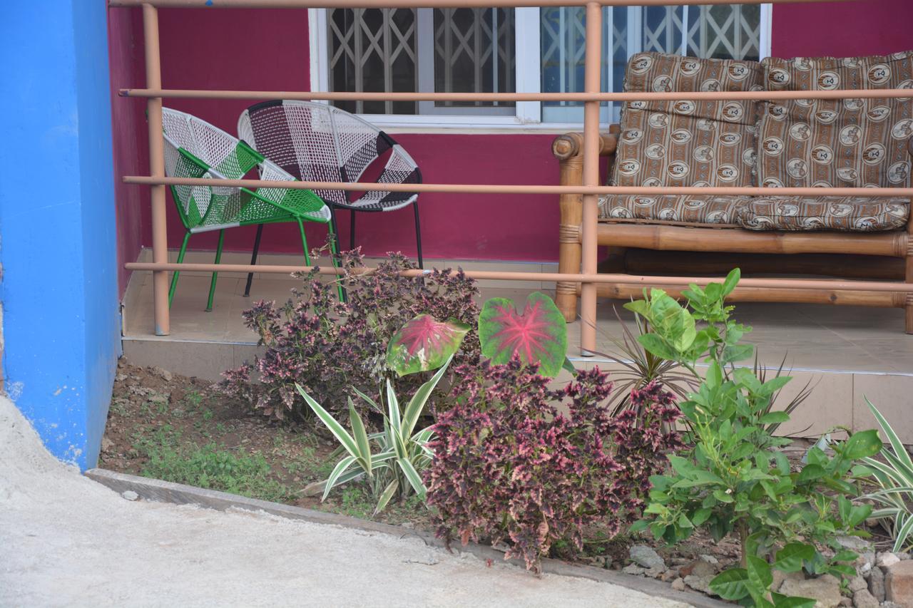 The Accra Backpackers Hostel 외부 사진