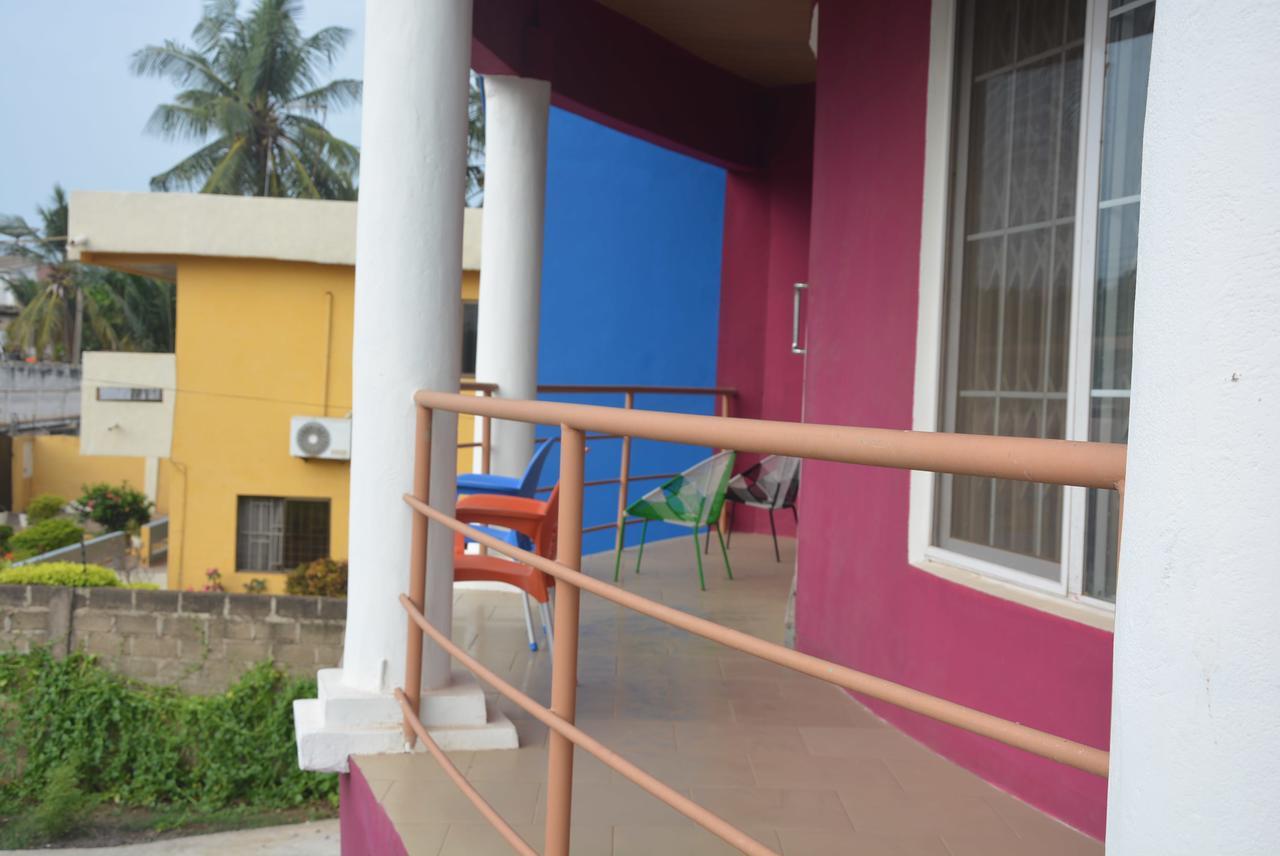 The Accra Backpackers Hostel 외부 사진